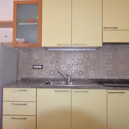 La Marina 2 Apartment