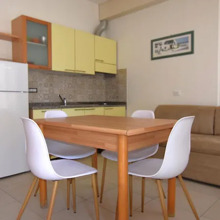 Appartement La Marina 2 *